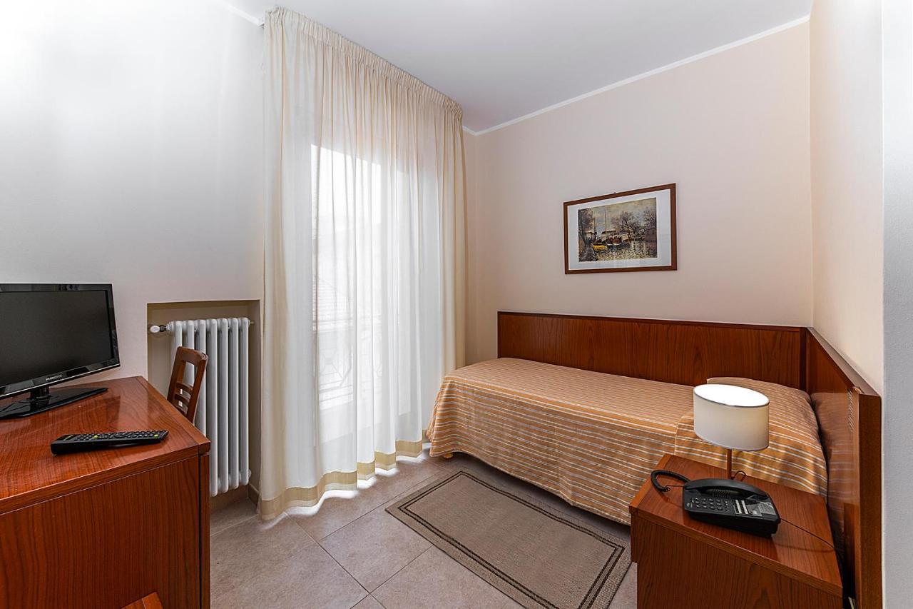 Il Nocchiero City Hotel Soverato Marina Exteriér fotografie